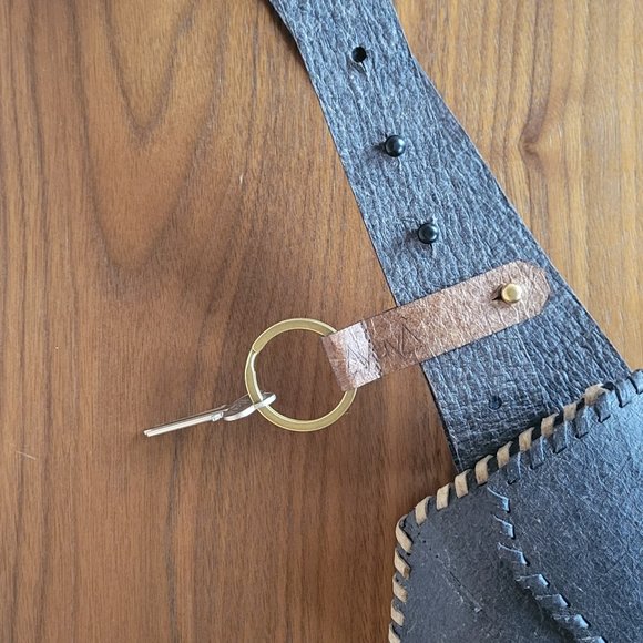 TSAVO detachable keychain Brown - Picture 1 of 6
